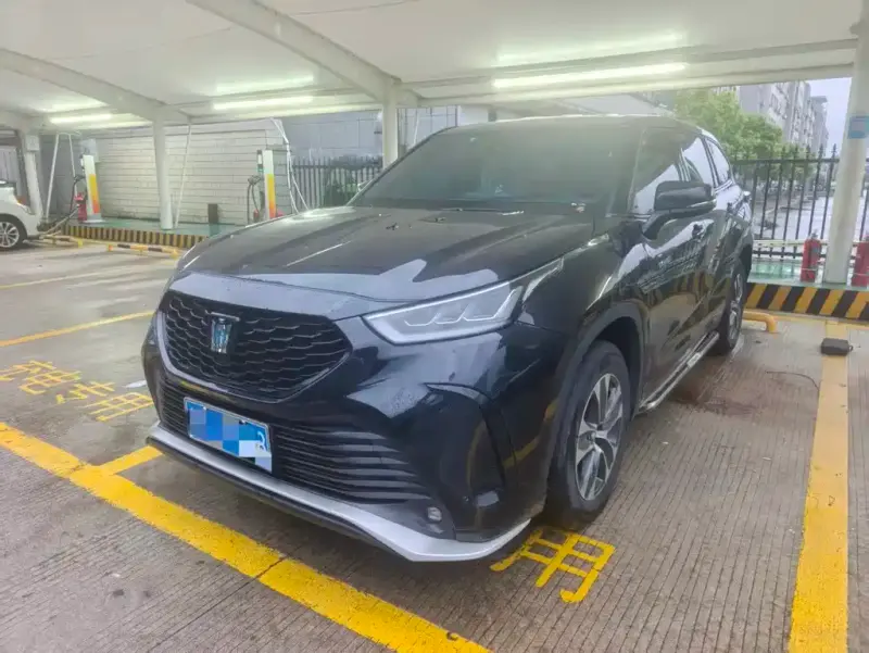 Toyota Crown Kluger, 2023
