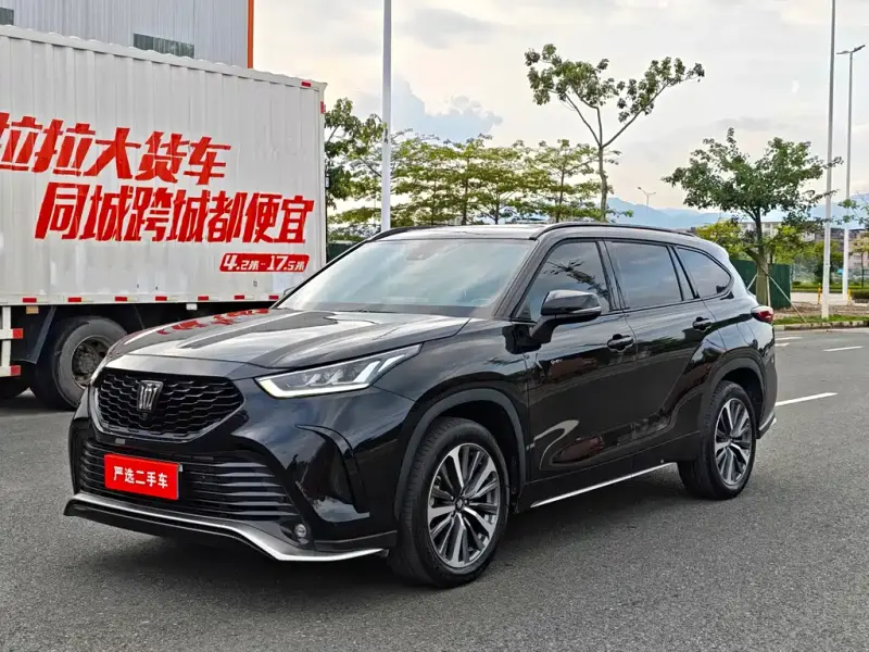 Toyota Crown Kluger, 2024