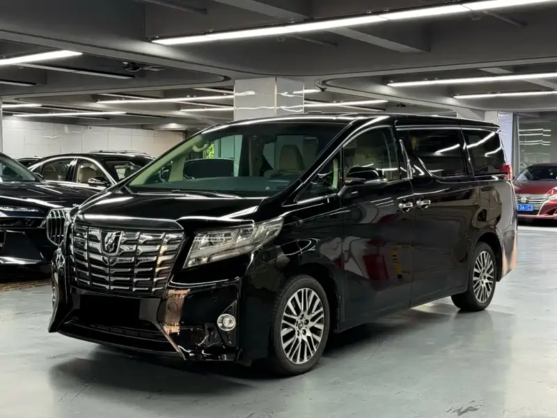 Toyota Alphard, 2017