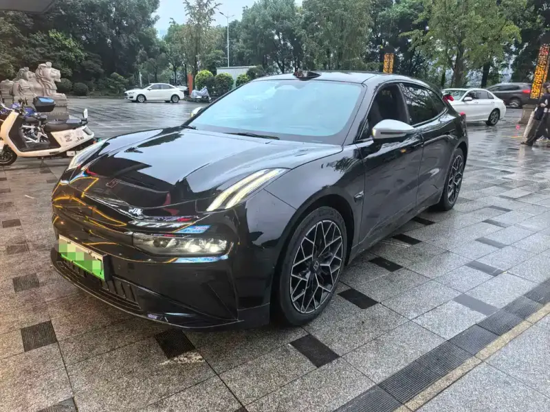 Zeekr 001, 2024