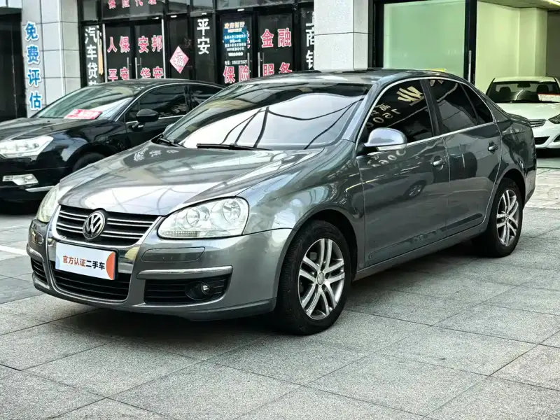 Volkswagen Sagitar 2009 версия 1.6L автомат Стиль, 2010 — фото 1