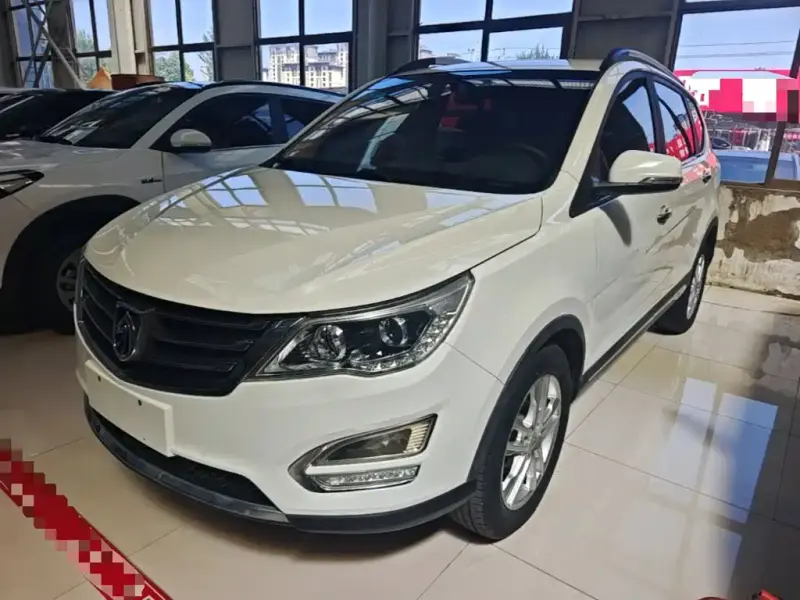 Baojun 560, 2015