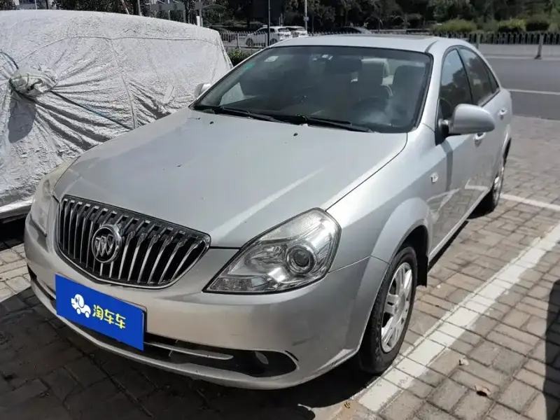 Buick Excelle, 2013