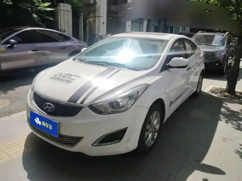 Hyundai Elantra Langdong, 2016