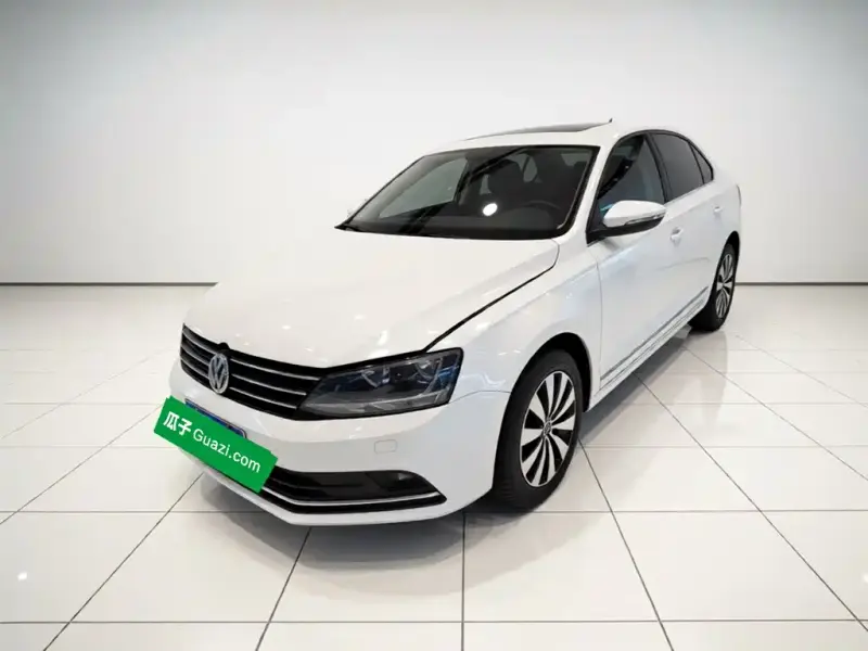 Volkswagen Sagitar, 2016