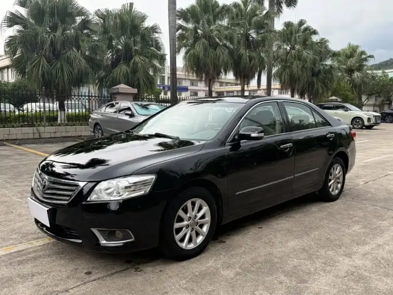 Toyota Camry, 2011