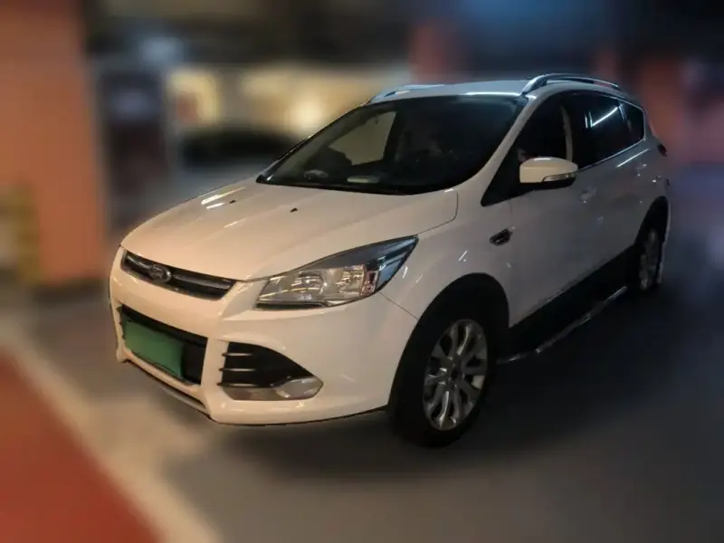 Ford Kuga, 2015