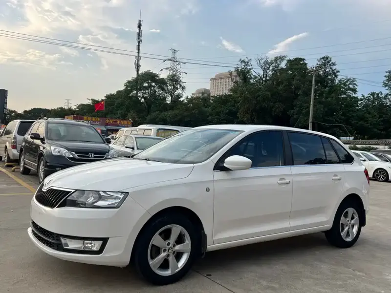 Skoda Rapid Spaceback, 2017