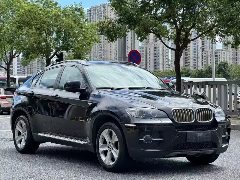 BMW X6, 2011