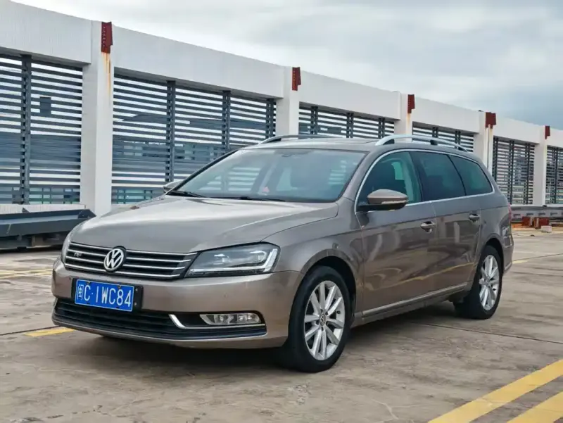 Volkswagen Magotan, 2012