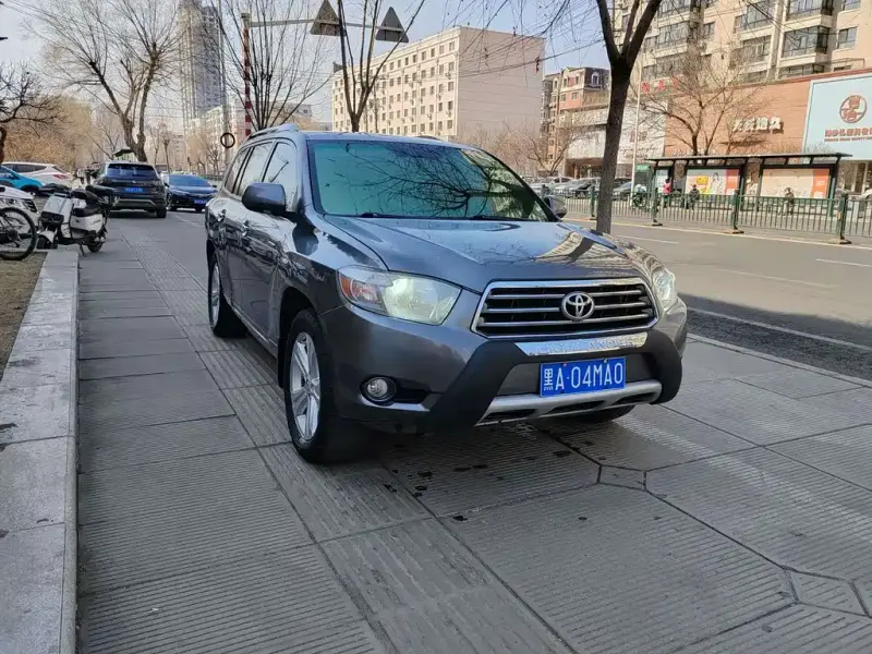 Toyota Highlander, 2010