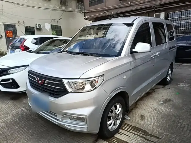 Wuling Hongguang V, 2023