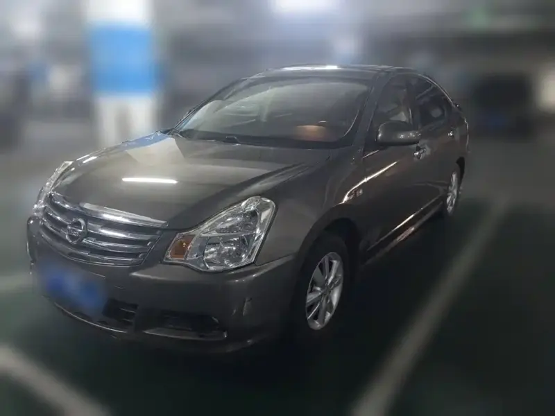 Nissan Sylphy 2018 версия классик 1.6XE+ механика Продвинутая, 2018 — фото 1
