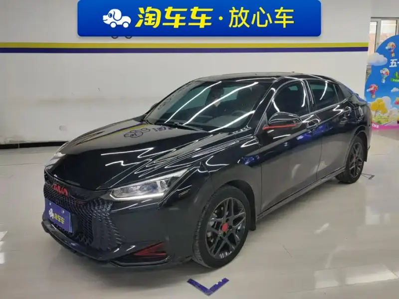 Aeolus Yixuan Dongfeng Yixuan 2021 230T Auto Chase Shadow Knight Edition, 2022 — фото 1