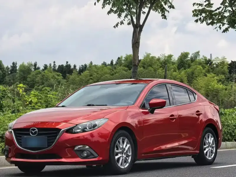 Mazda 3 Axela, 2016