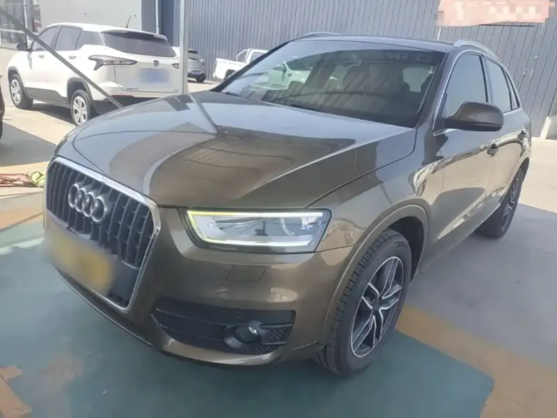Audi Q3, 2015