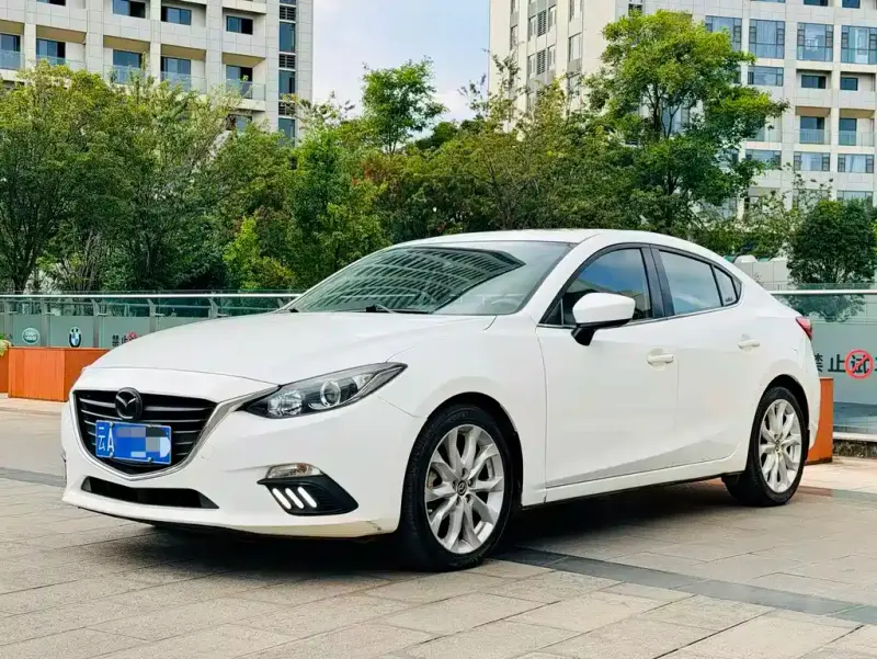 Mazda 3 Axela, 2014