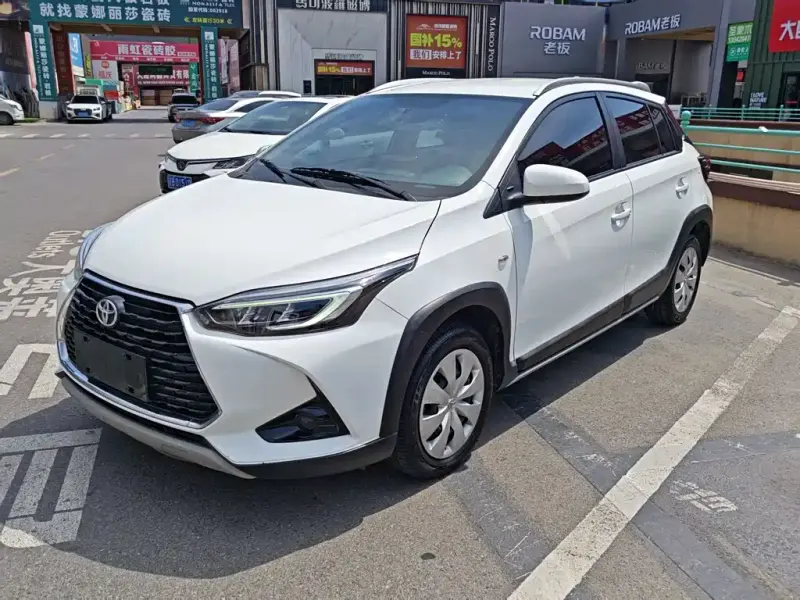Toyota Yaris L, 2021