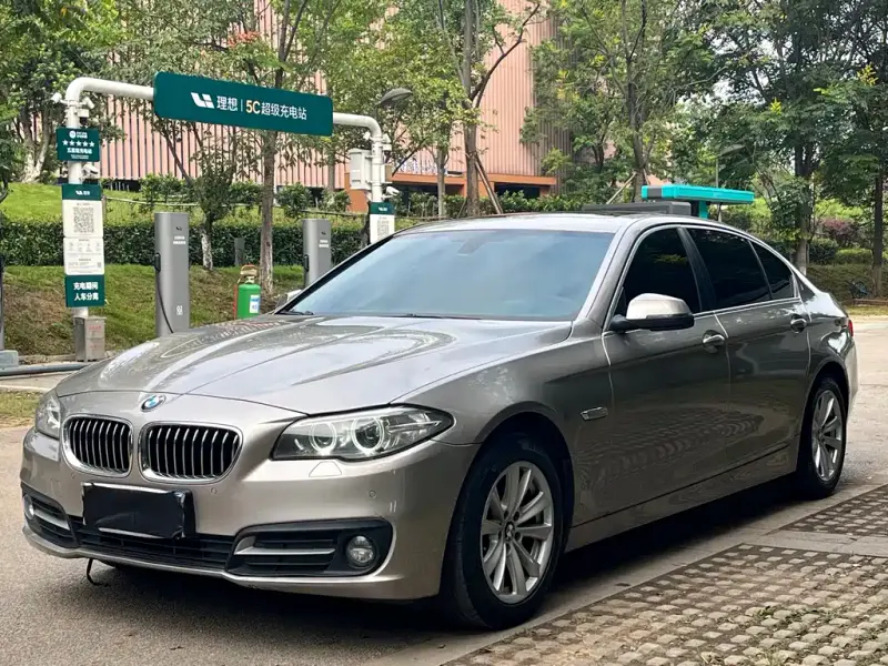 BMW 5 Series, 2015
