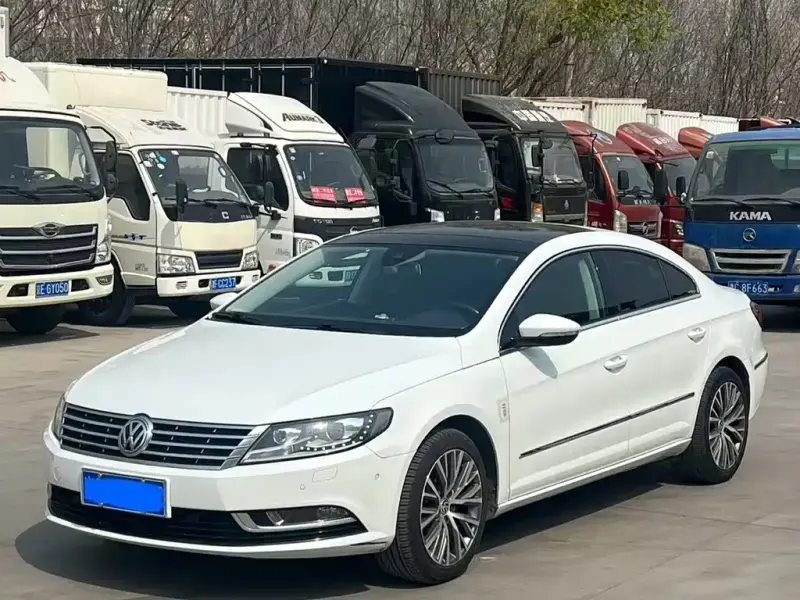 Volkswagen CC Volkswagen CC 2016 2.0TSI Supreme Type, 2015 — фото 1