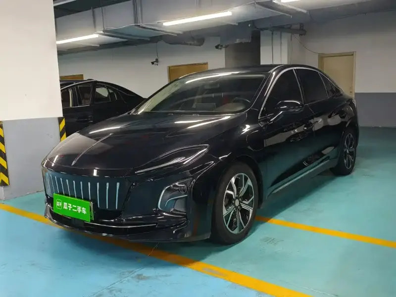 Hongqi E-QM5, 2022