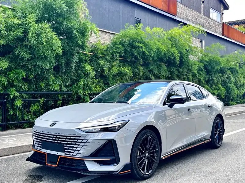 Changan UNI-V, 2023