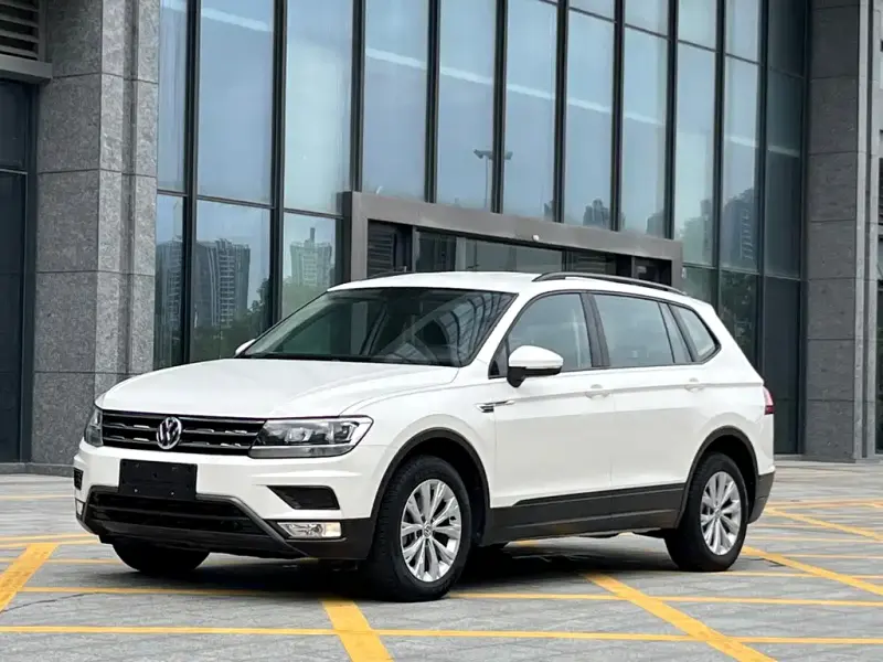 Volkswagen Tiguan L, 2017