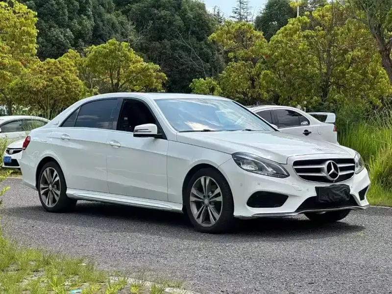 Mercedes-Benz E-Class, 2015