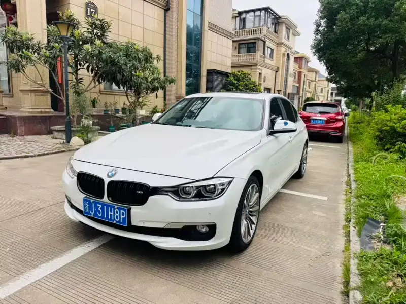 BMW 3 Series, 2019