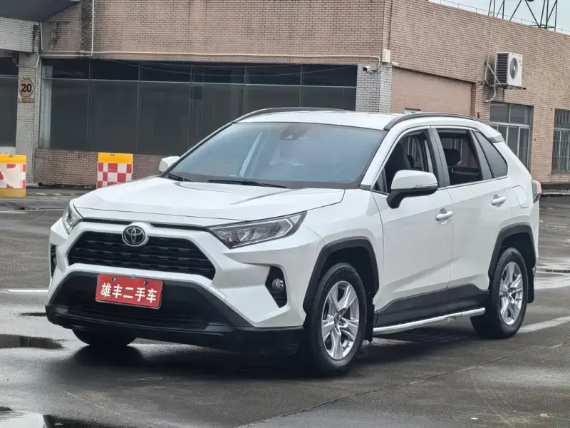Toyota RAV4, 2021
