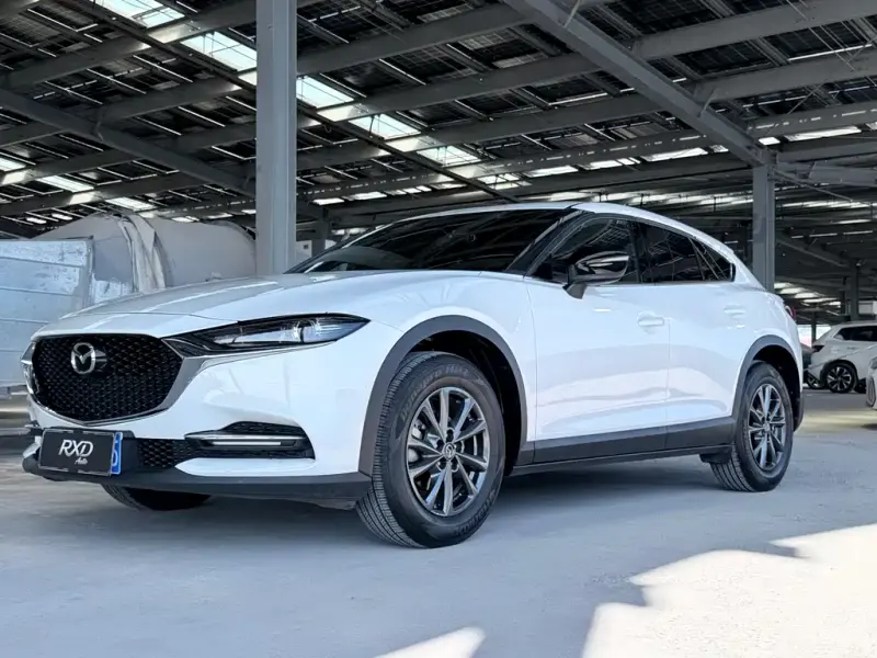 Mazda CX-4, 2021