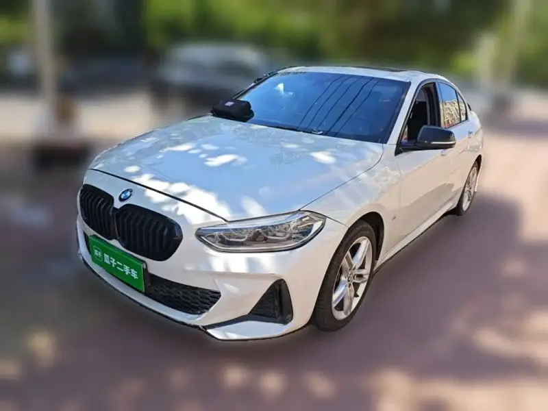 BMW 1 Series BMW 1 Series 2021 Facelift 120i M Sport Night Edition, 2022 — фото 1