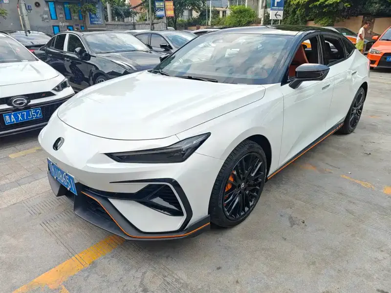 Changan UNI-V, 2025