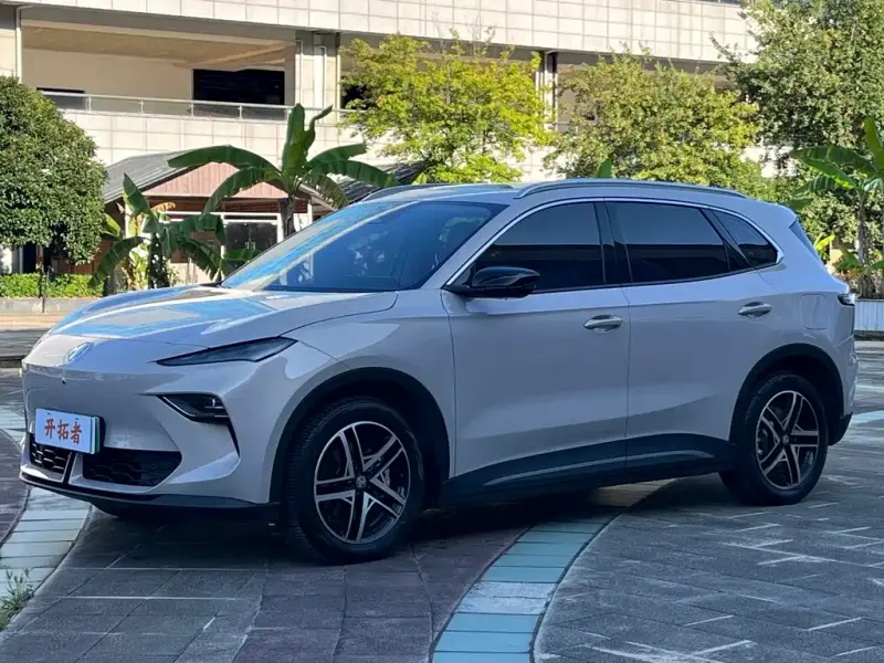 MG ES5, 2024