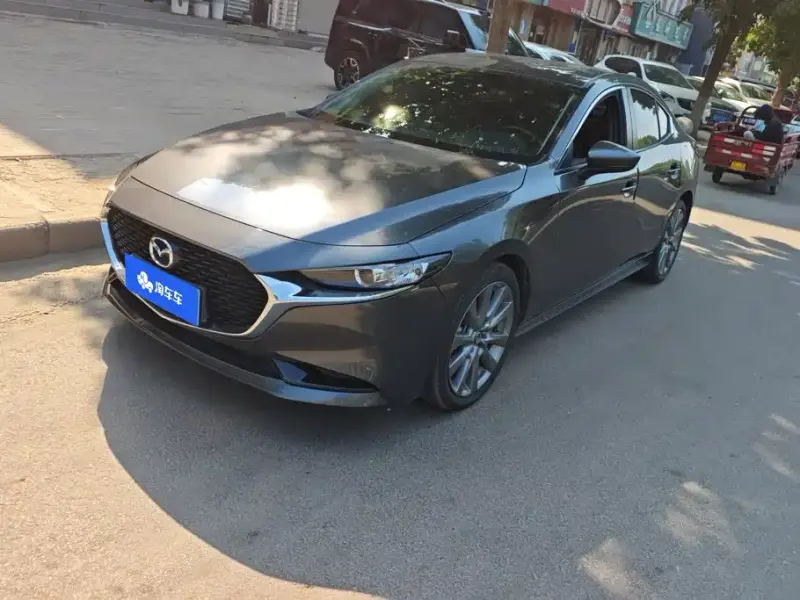 Mazda 3 Axela, 2024