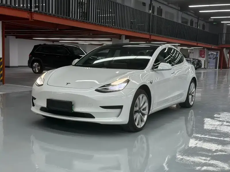 Tesla Model 3, 2020