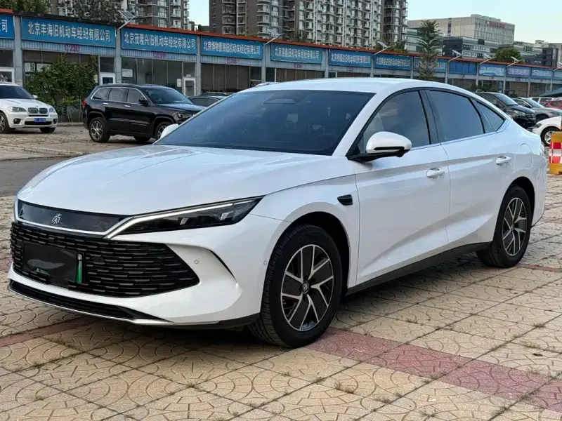 BYD Qin L, 2025