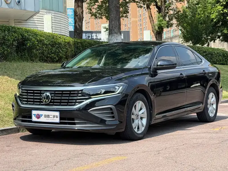 Volkswagen Passat, 2022