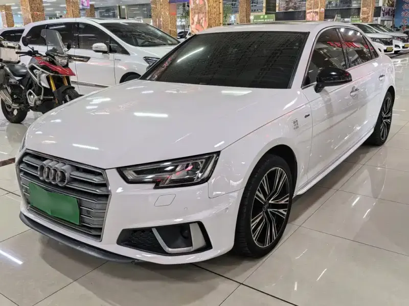 Audi A4L, 2019