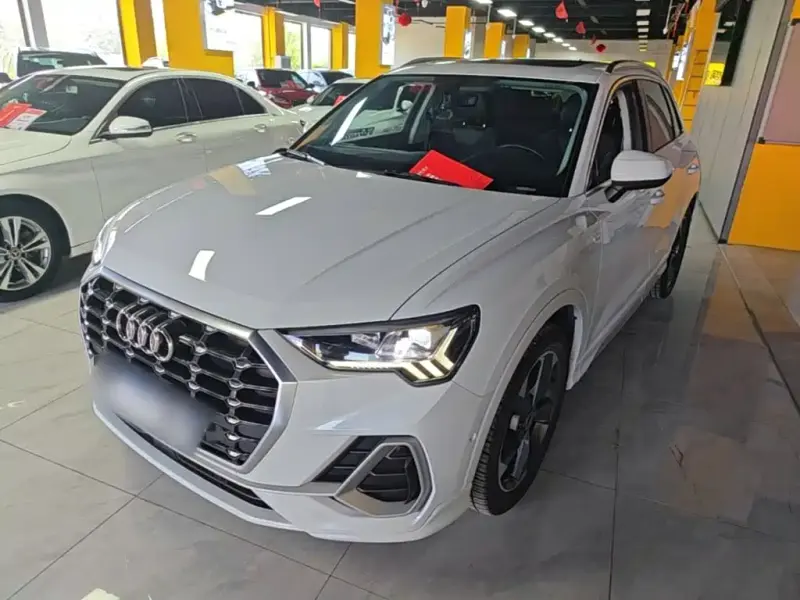 Audi Q3, 2021