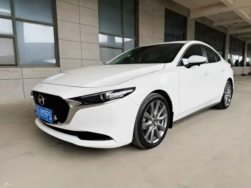 Mazda 3 Axela, 2023