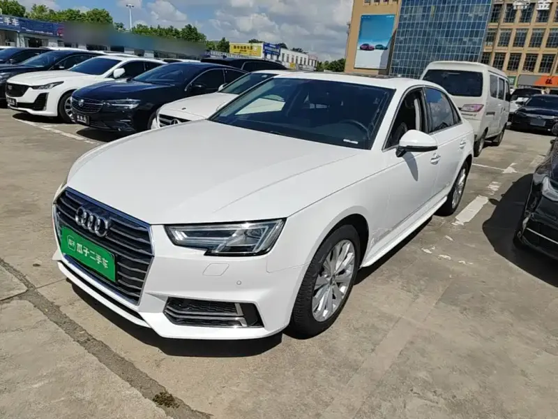Audi A4L, 2019