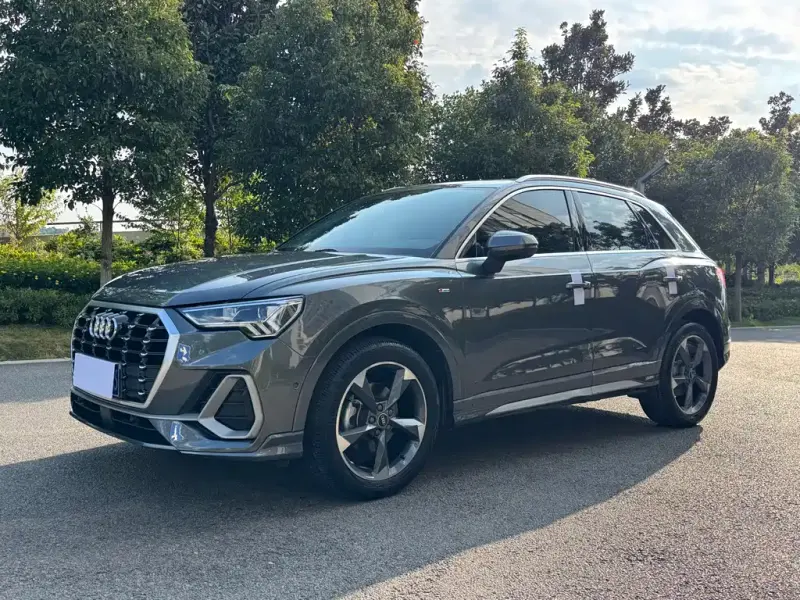 Audi Q3, 2021