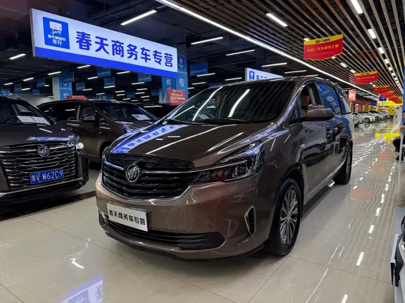 Buick GL8, 2022