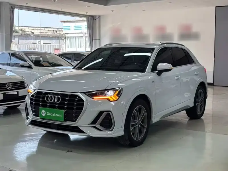 Audi Q3, 2021