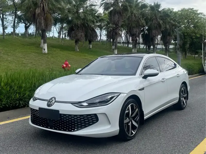 Volkswagen Lamando, 2023