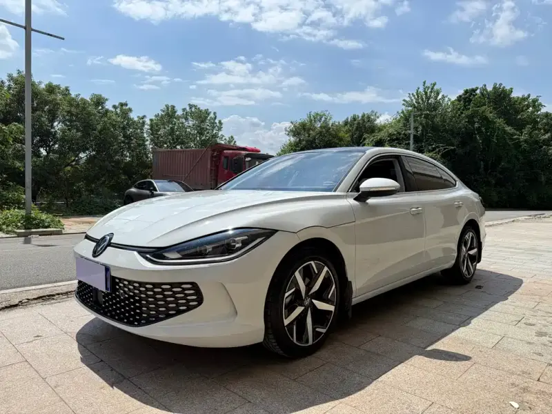 Volkswagen Lamando, 2025
