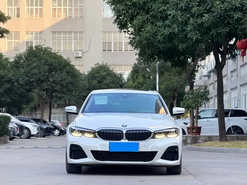 BMW 3 Series, 2020