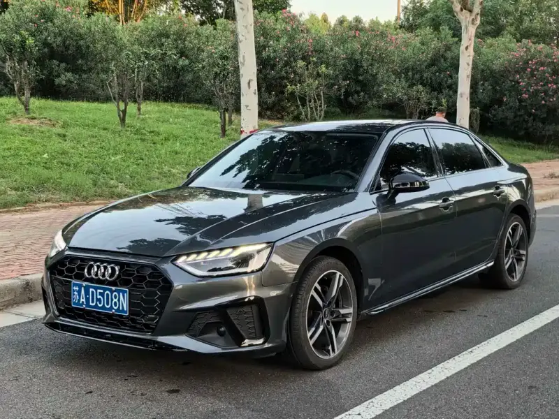 Audi A4L, 2022