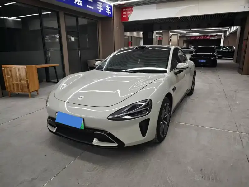 Xiaomi SU7, 2025